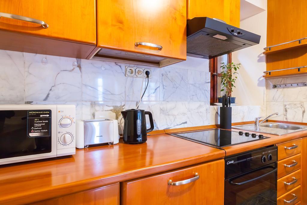 Villa & Apartments Perasto Bagian luar foto