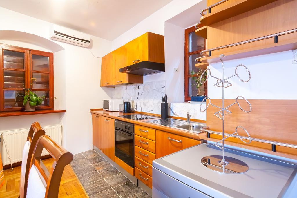 Villa & Apartments Perasto Bagian luar foto