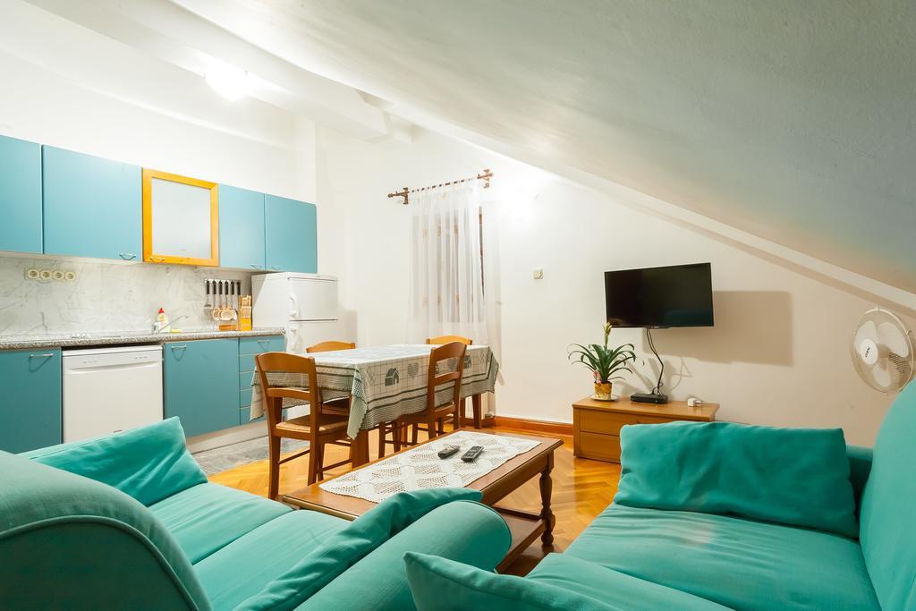 Villa & Apartments Perasto Bagian luar foto