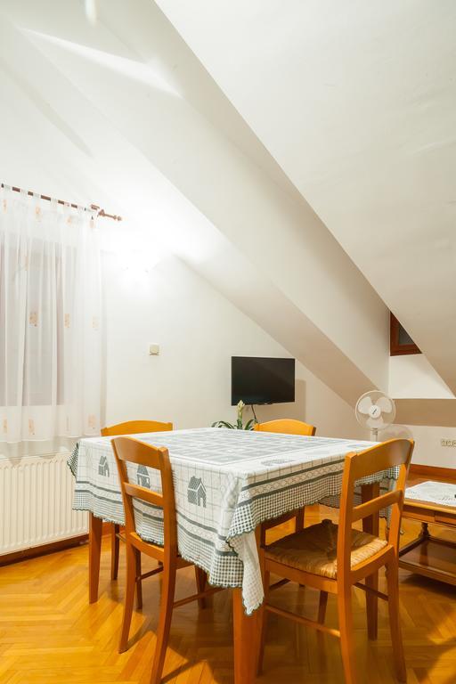 Villa & Apartments Perasto Bagian luar foto