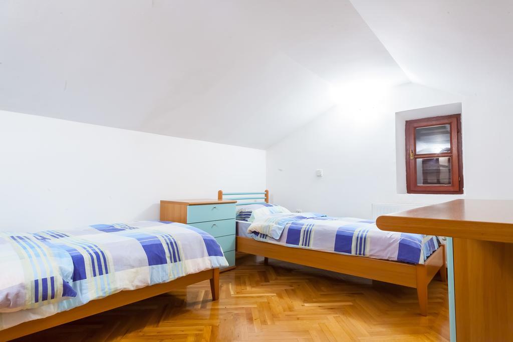 Villa & Apartments Perasto Bagian luar foto